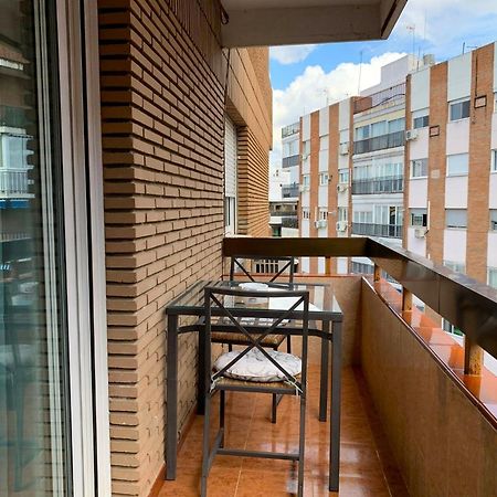 El Nuevo Corazon De Triana Next Feria Renovado Febrero 2025 Apartman Sevilla Kültér fotó